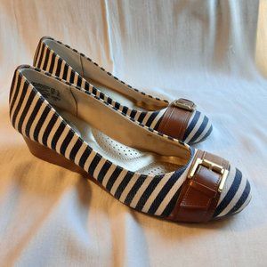 dexflex comfort shoes canada